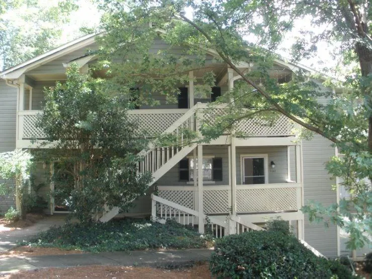 1107 Natchez Trace, Dunwoody, Georgia 30350, 2 Bedrooms Bedrooms, ,1 BathroomBathrooms,Residential,Sold,1107 Natchez Trace,5890554