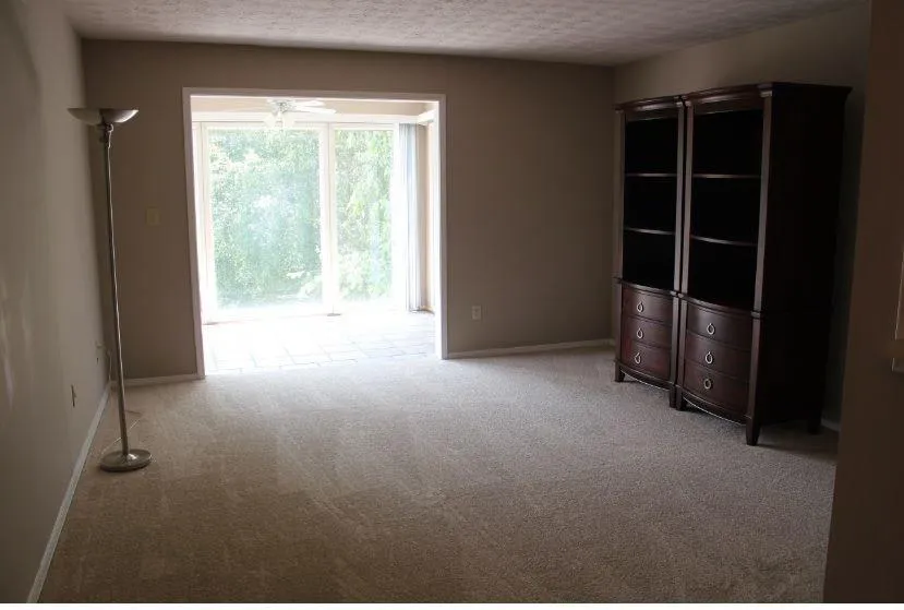 1107 Natchez Trace, Dunwoody, Georgia 30350, 2 Bedrooms Bedrooms, ,1 BathroomBathrooms,Residential,Sold,1107 Natchez Trace,5890554