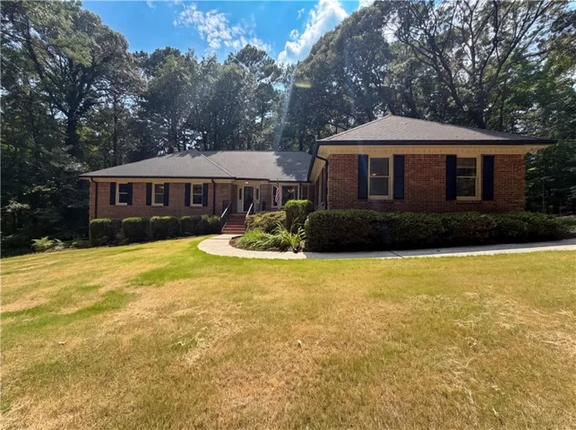 120 Oxford Lane, Fayetteville, Georgia 30215