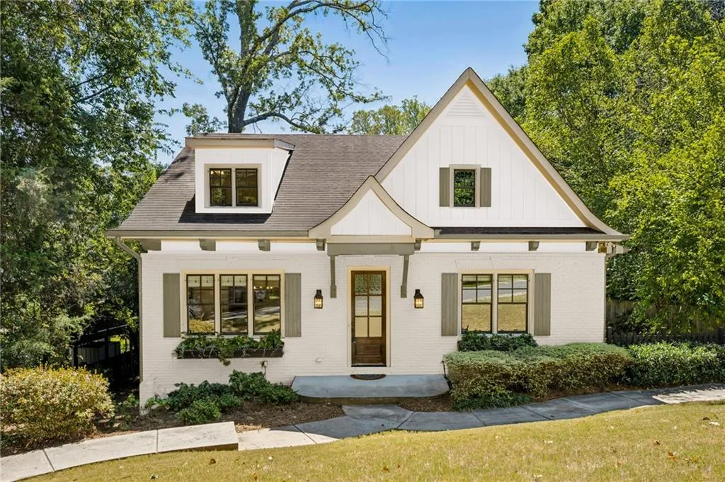 With a few cosmetic edits it is easy to put your personal stamp on this home.