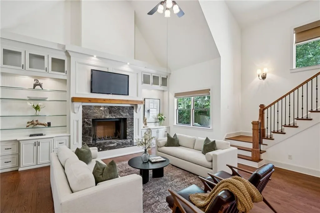 279 Lakeview Avenue Ne, Atlanta, Georgia 30305, 4 Bedrooms Bedrooms, ,4 BathroomsBathrooms,Residential,For Sale,279 Lakeview Avenue Ne,7647938
