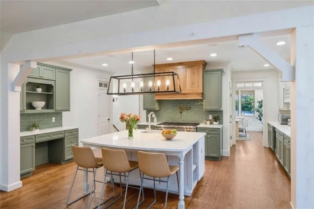Easy cosmetic changes come to life.  Agent can provide cost estimates