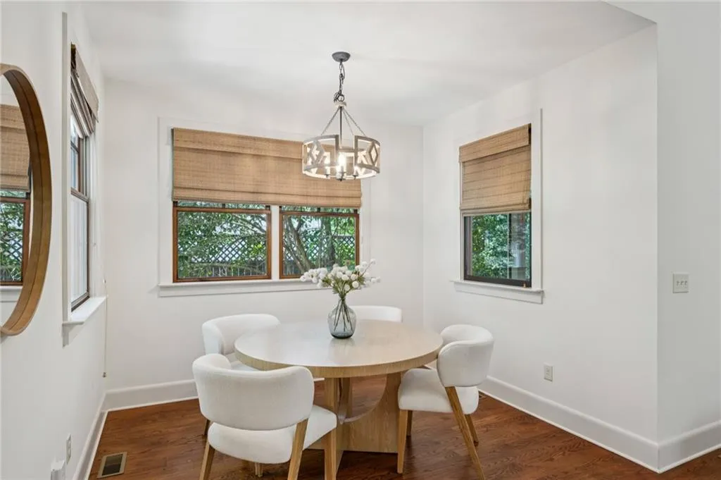 Breakfast nook perfect for custom built ins
