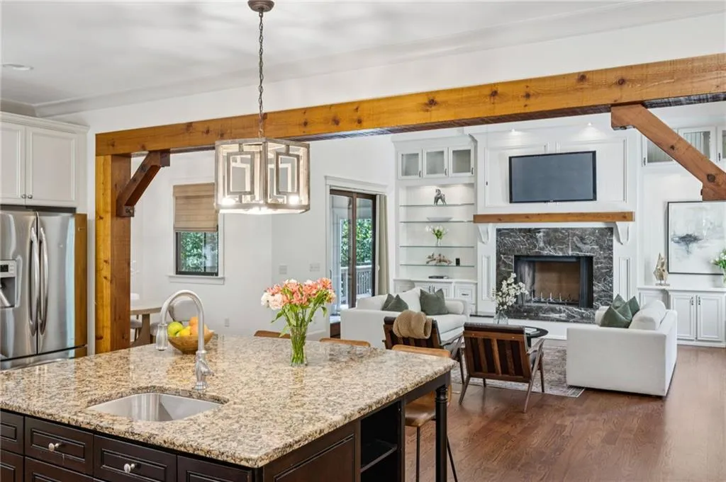 View to vaulted family room.