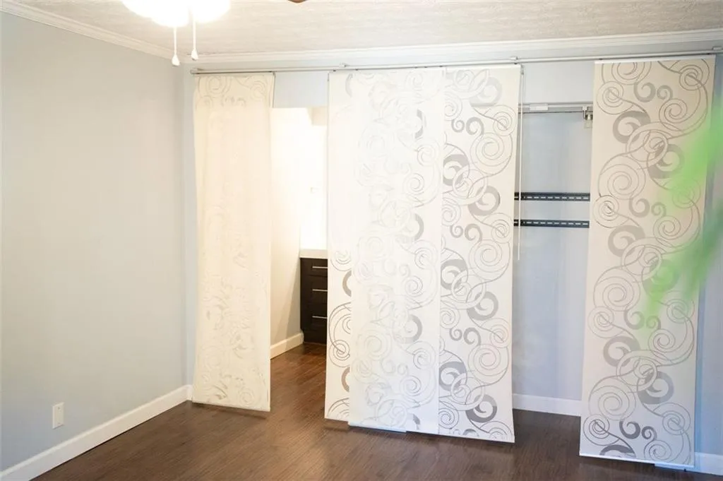 725 Dalrymple Road Unit 2c, Atlanta, Georgia 30328, 2 Bedrooms Bedrooms, ,2 BathroomsBathrooms,Residential,Sold,725 Dalrymple Road Unit 2c,7148438