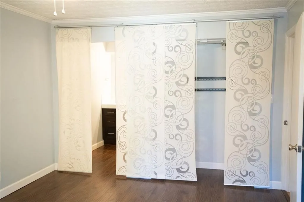 725 Dalrymple Road Unit 2c, Atlanta, Georgia 30328, 2 Bedrooms Bedrooms, ,2 BathroomsBathrooms,Residential,Sold,725 Dalrymple Road Unit 2c,7148438