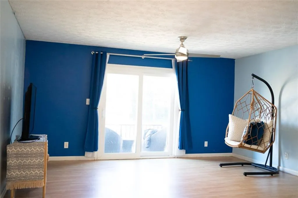 725 Dalrymple Road Unit 2c, Atlanta, Georgia 30328, 2 Bedrooms Bedrooms, ,2 BathroomsBathrooms,Residential,Sold,725 Dalrymple Road Unit 2c,7148438