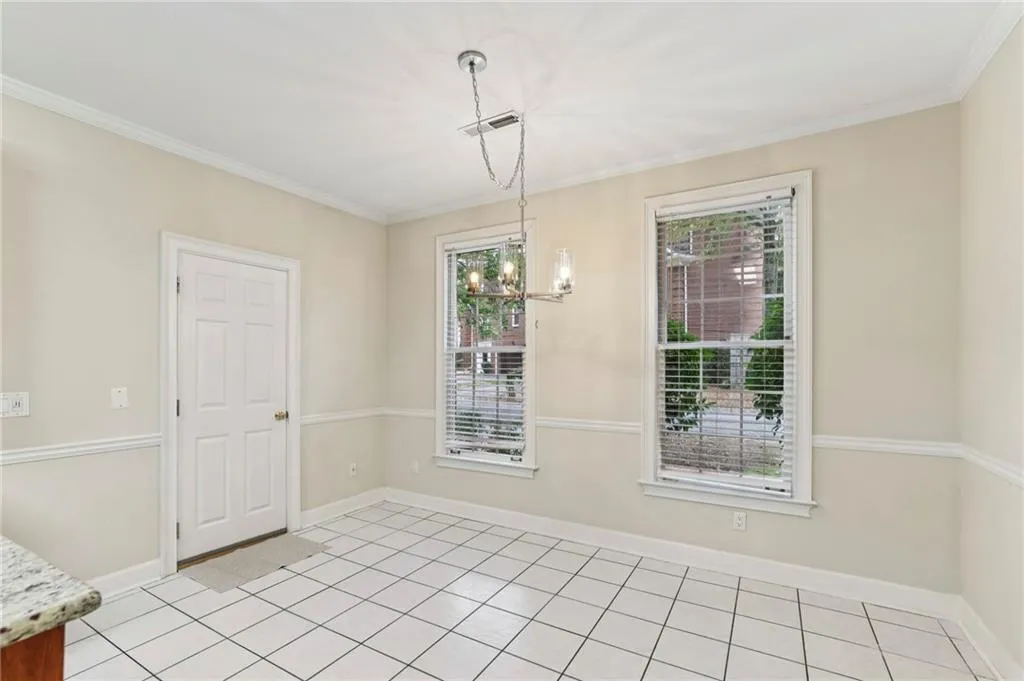 7155 Roswell Road Ne Unit 58, Sandy Springs, Georgia 30328, 2 Bedrooms Bedrooms, ,2 BathroomsBathrooms,Residential,For Sale,7155 Roswell Road Ne Unit 58,7655903
