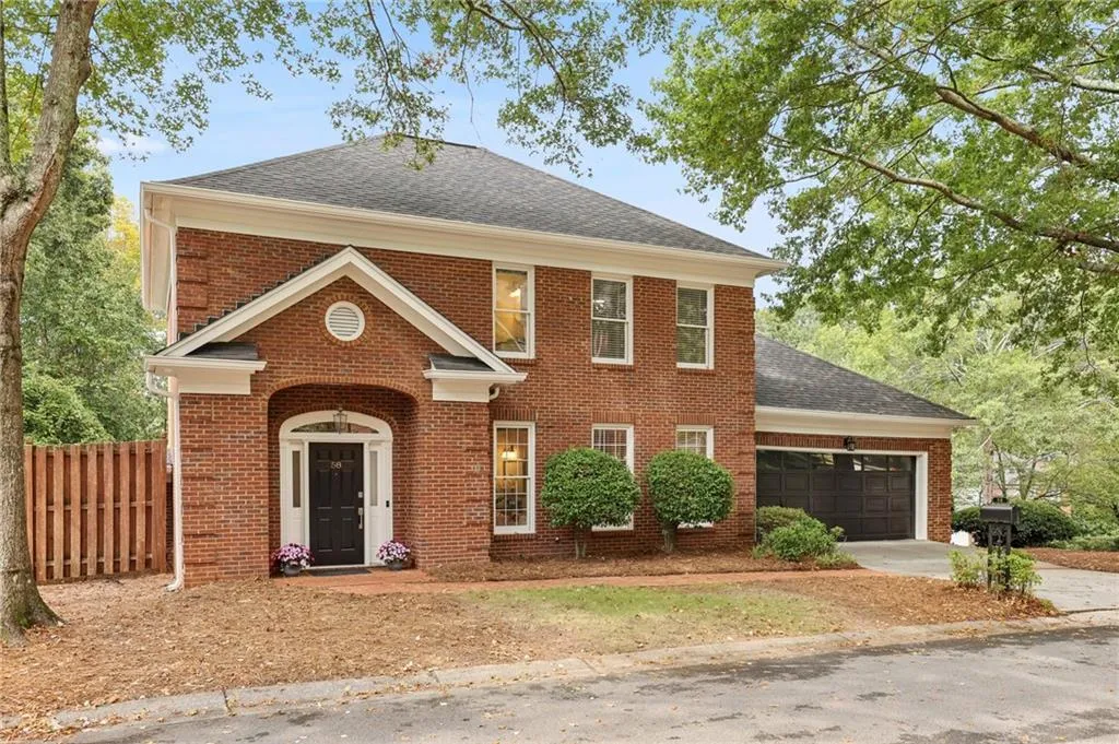 7155 Roswell Road Ne Unit 58, Sandy Springs, Georgia 30328, 2 Bedrooms Bedrooms, ,2 BathroomsBathrooms,Residential,For Sale,7155 Roswell Road Ne Unit 58,7655903