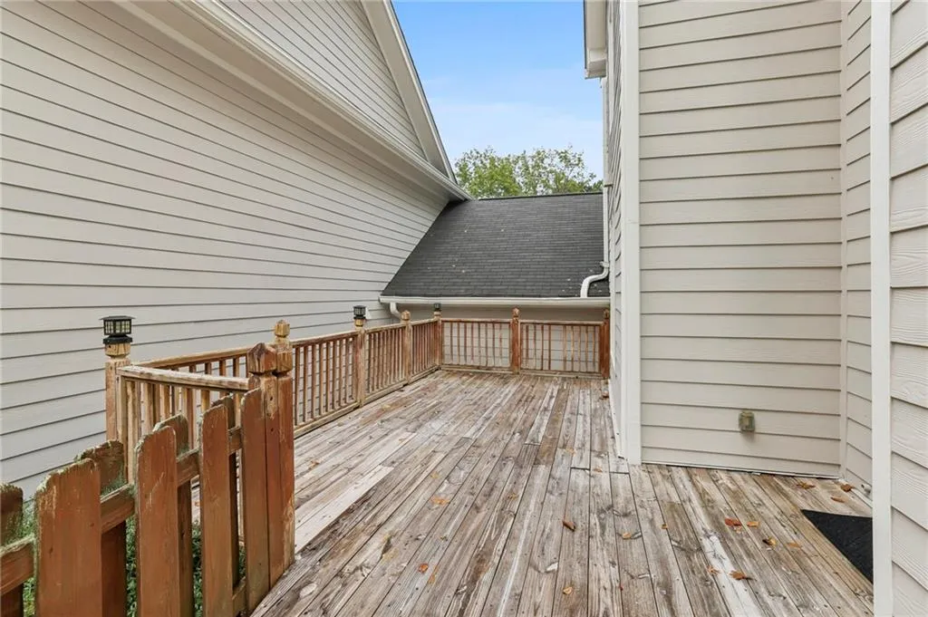 7155 Roswell Road Ne Unit 58, Sandy Springs, Georgia 30328, 2 Bedrooms Bedrooms, ,2 BathroomsBathrooms,Residential,For Sale,7155 Roswell Road Ne Unit 58,7655903