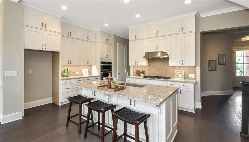 2068 Wheaton Way, Sandy Springs, Georgia 30328, 4 Bedrooms Bedrooms, ,3 BathroomsBathrooms,Residential,Sold,2068 Wheaton Way,6071205