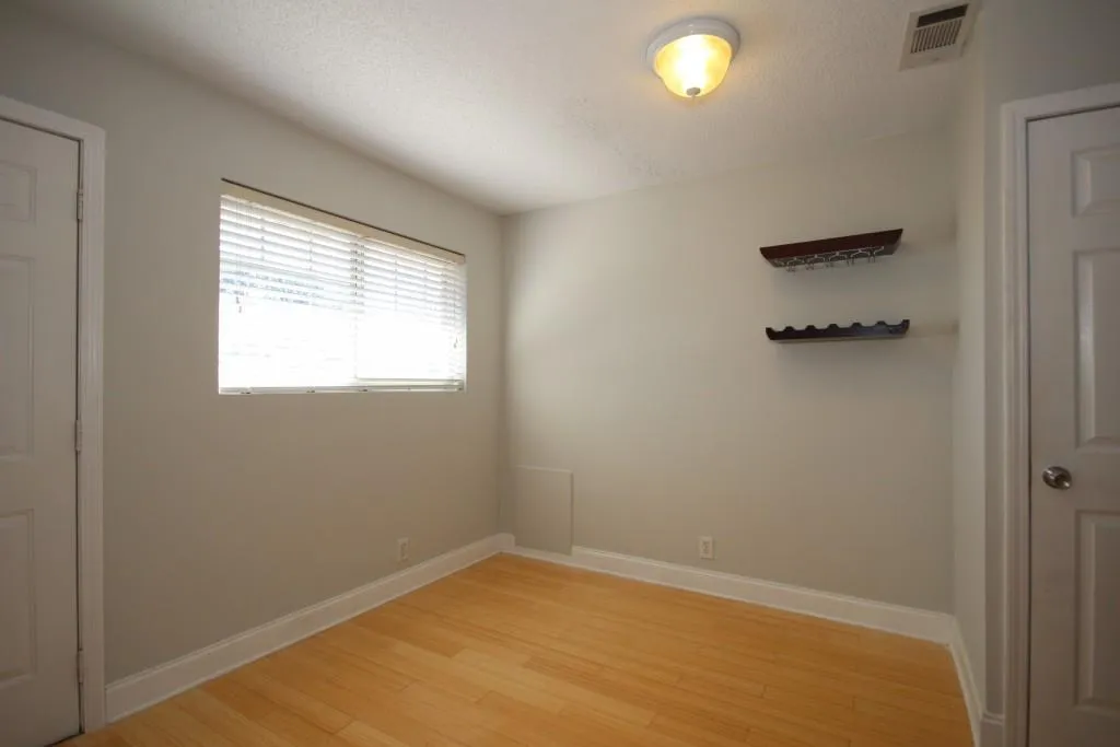 315 Hilderbrand Drive Unit B4, Sandy Springs, Georgia 30328, 2 Bedrooms Bedrooms, ,1 BathroomBathrooms,Residential,Sold,315 Hilderbrand Drive Unit B4,5637064