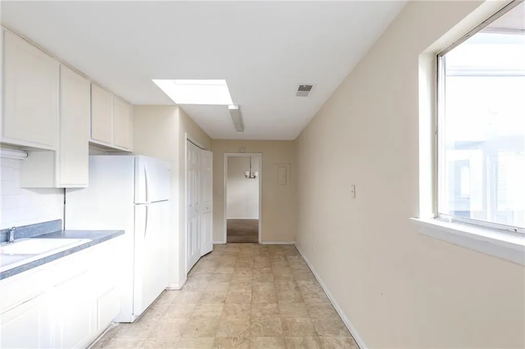 346 Carpenter Drive Unit 70, Atlanta, Georgia 30328, 2 Bedrooms Bedrooms, ,2 BathroomsBathrooms,Residential,For Sale,346 Carpenter Drive Unit 70,7583212