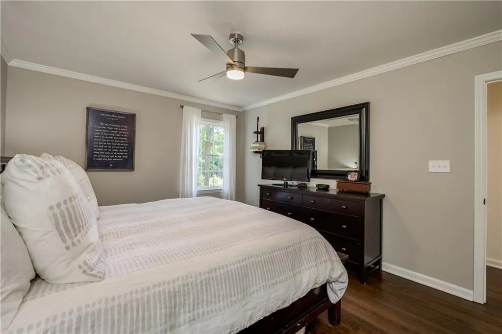 653 Starlight Drive, Atlanta, Georgia 30342, 4 Bedrooms Bedrooms, ,3 BathroomsBathrooms,Residential,Sold,653 Starlight Drive,6561226