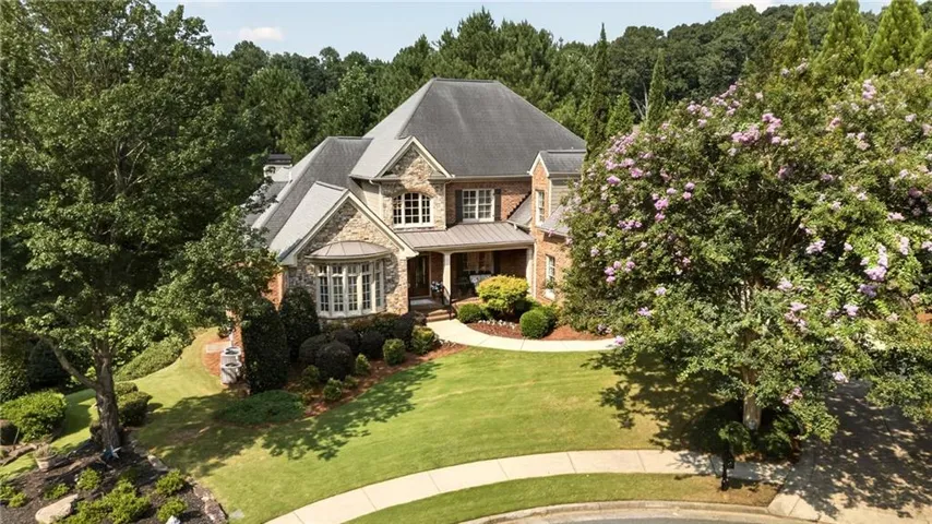 302 Moss Court, Woodstock, Georgia 30188