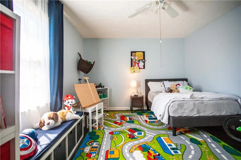 6700 Roswell Road Unit 17a, Sandy Springs, Georgia 30328, 2 Bedrooms Bedrooms, ,1 BathroomBathrooms,Residential,Sold,6700 Roswell Road Unit 17a,6838024
