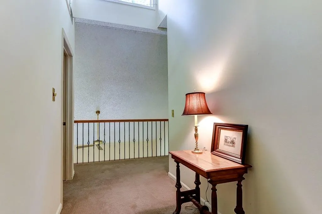 165 River Court Parkway, Atlanta, Georgia 30328, 3 Bedrooms Bedrooms, ,3 BathroomsBathrooms,Residential,Sold,165 River Court Parkway,6046311