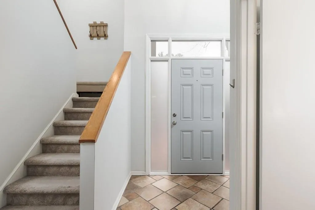 93 Forrest Place, Atlanta, Georgia 30328, 3 Bedrooms Bedrooms, ,3 BathroomsBathrooms,Residential,Sold,93 Forrest Place,6840417