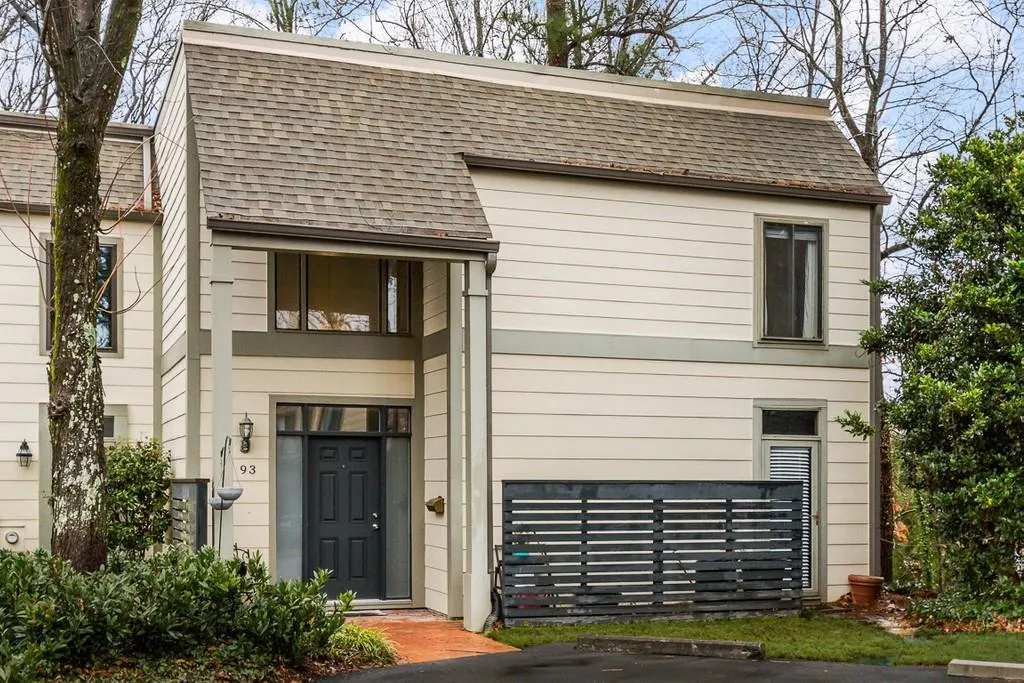 93 Forrest Place, Atlanta, Georgia 30328, 3 Bedrooms Bedrooms, ,3 BathroomsBathrooms,Residential,Sold,93 Forrest Place,6840417
