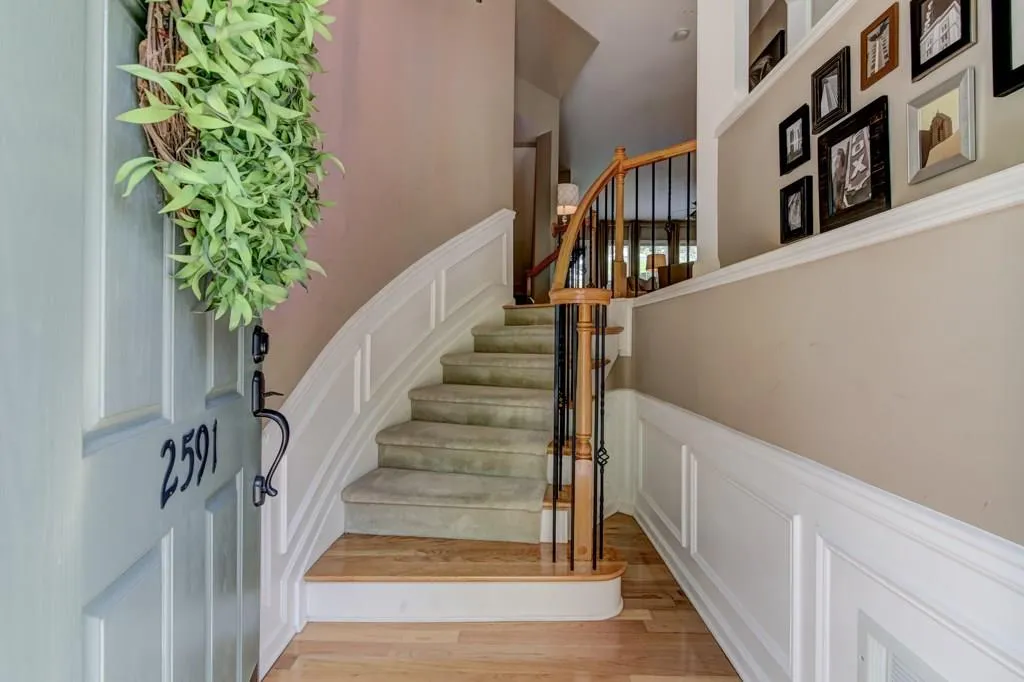 2591 Bridlewood Lane Se Unit 18, Atlanta, Georgia 30339, 4 Bedrooms Bedrooms, ,2 BathroomsBathrooms,Residential,Sold,2591 Bridlewood Lane Se Unit 18,6041437
