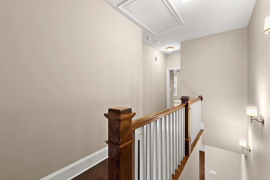 207 Alderwood Point Ne, Atlanta, Georgia 30328, 3 Bedrooms Bedrooms, ,3 BathroomsBathrooms,Residential,Sold,207 Alderwood Point Ne,6841119