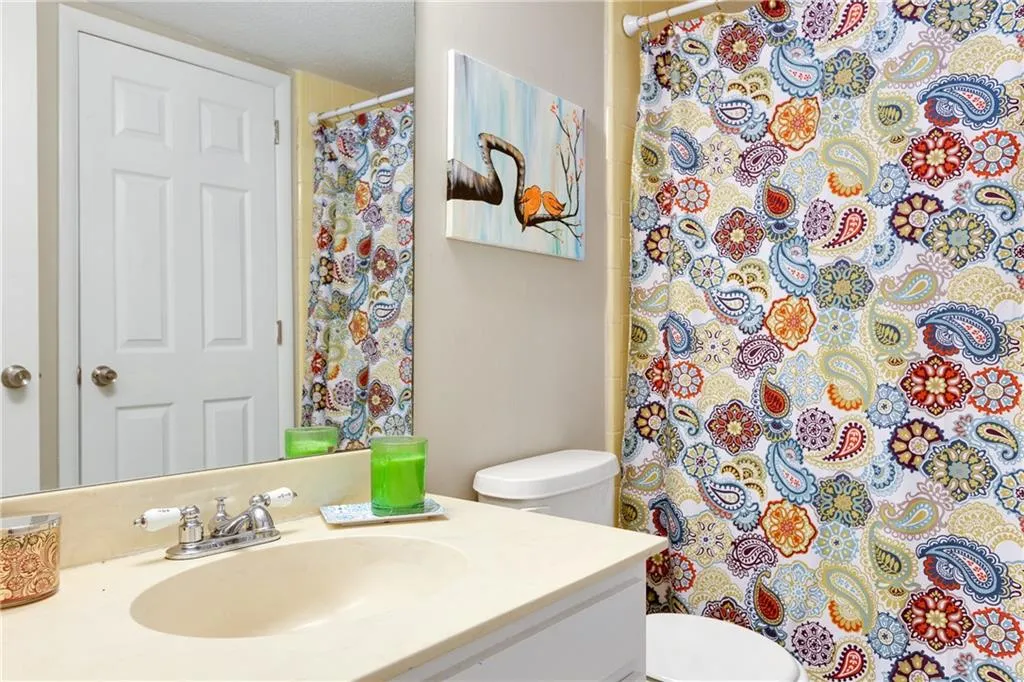 7162 Stonington Drive, Atlanta, Georgia 30328, 4 Bedrooms Bedrooms, ,3 BathroomsBathrooms,Residential,Sold,7162 Stonington Drive,6019092