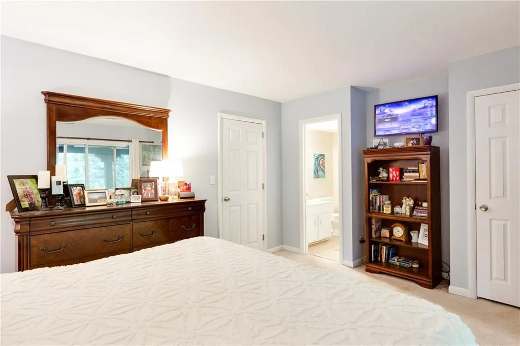 7162 Stonington Drive, Atlanta, Georgia 30328, 4 Bedrooms Bedrooms, ,3 BathroomsBathrooms,Residential,Sold,7162 Stonington Drive,6019092