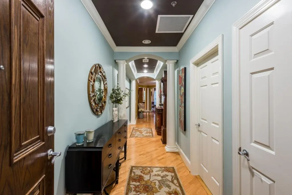 560 Dutch Valley Road Ne Unit 308, Atlanta, Georgia 30324, 1 Bedroom Bedrooms, ,1 BathroomBathrooms,Residential,Sold,560 Dutch Valley Road Ne Unit 308,5857477