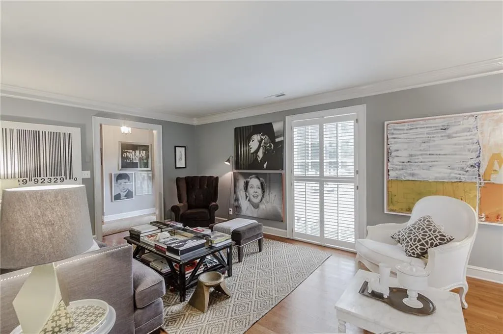 1828 Greystone Road Nw, Atlanta, Georgia 30318, 3 Bedrooms Bedrooms, ,2 BathroomsBathrooms,Residential,Sold,1828 Greystone Road Nw,5601748