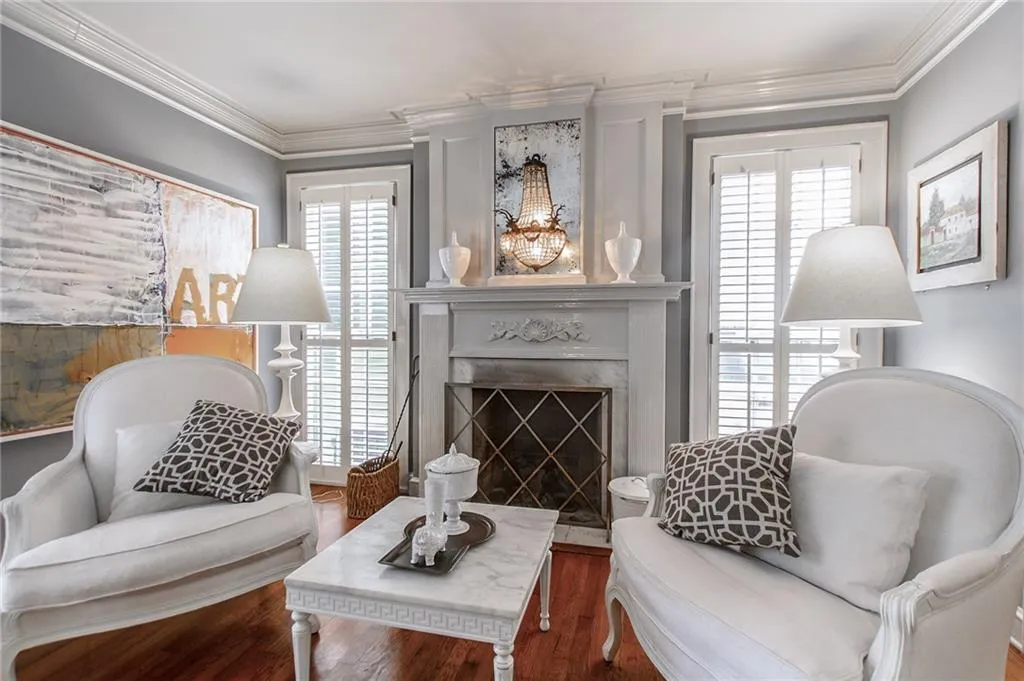 1828 Greystone Road Nw, Atlanta, Georgia 30318, 3 Bedrooms Bedrooms, ,2 BathroomsBathrooms,Residential,Sold,1828 Greystone Road Nw,5601748