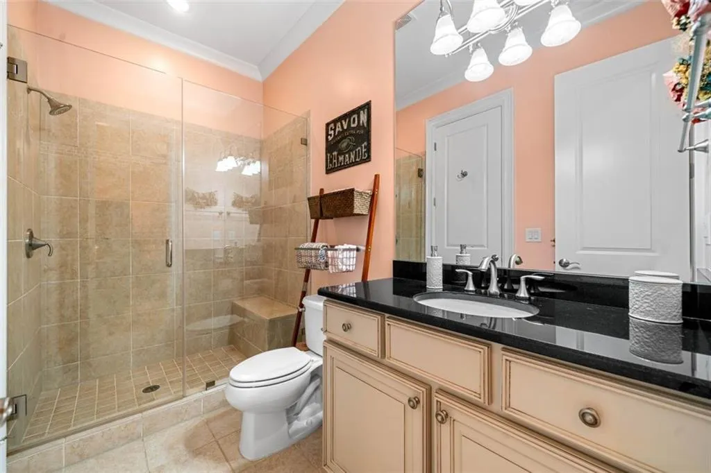 Terrace Level Suite Bath