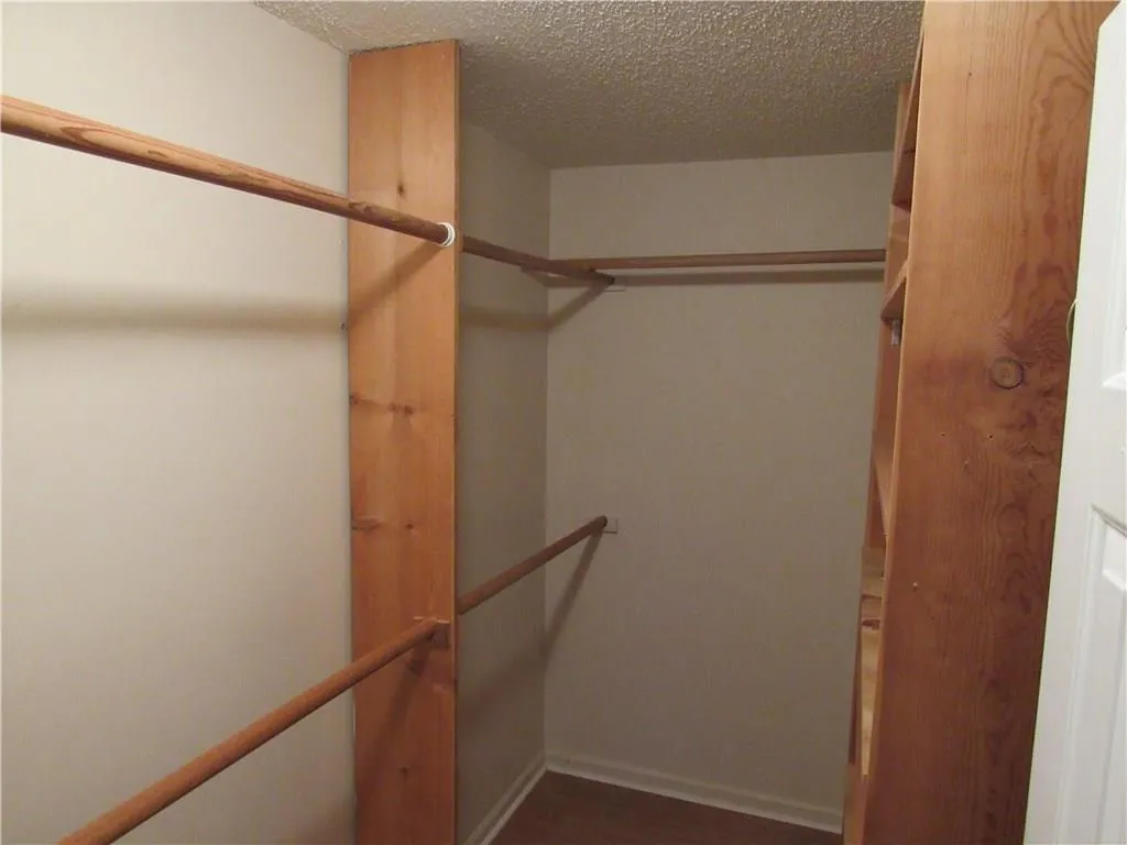 701 Hollyfax Circle, Atlanta, Georgia 30328, 1 Bedroom Bedrooms, ,1 BathroomBathrooms,Residential,Sold,701 Hollyfax Circle,5948531