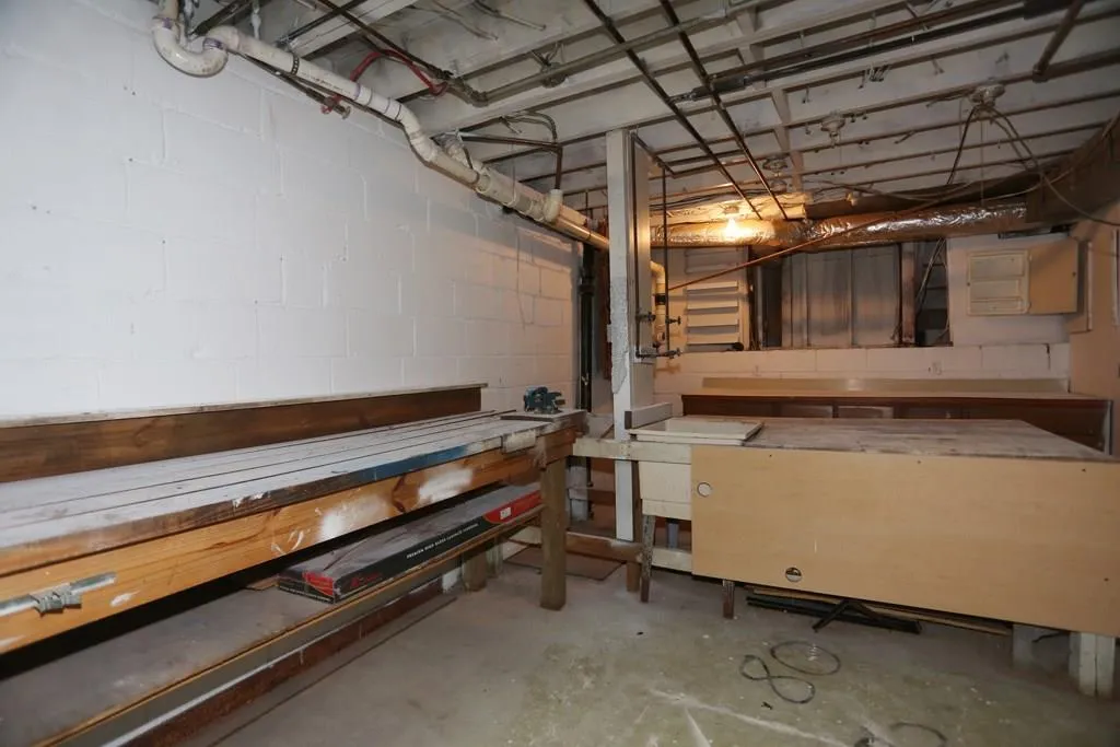 307 Tall Oaks Drive, Sandy Springs, Georgia 30342, 4 Bedrooms Bedrooms, ,2 BathroomsBathrooms,Residential,Sold,307 Tall Oaks Drive,5797341