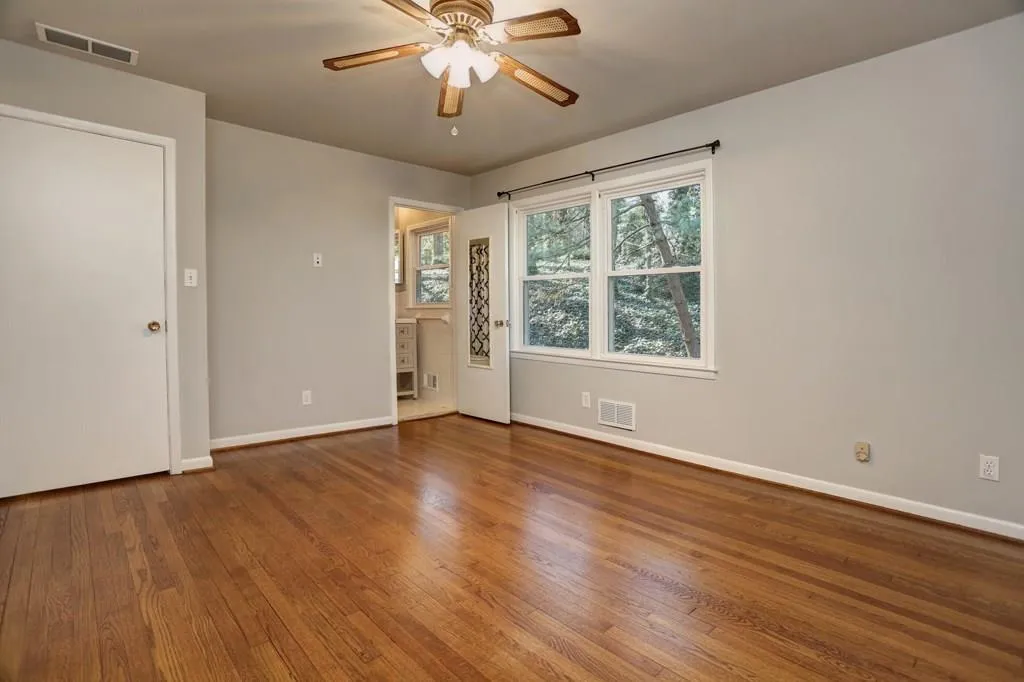 307 Tall Oaks Drive, Sandy Springs, Georgia 30342, 4 Bedrooms Bedrooms, ,2 BathroomsBathrooms,Residential,Sold,307 Tall Oaks Drive,5797341