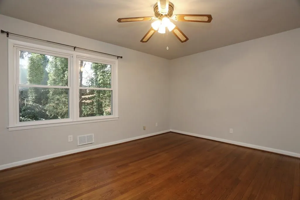 307 Tall Oaks Drive, Sandy Springs, Georgia 30342, 4 Bedrooms Bedrooms, ,2 BathroomsBathrooms,Residential,Sold,307 Tall Oaks Drive,5797341