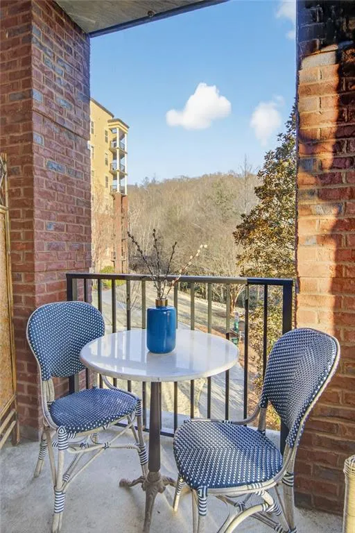 200 River Vista Drive Unit 225, Atlanta, Georgia 30339, 2 Bedrooms Bedrooms, ,2 BathroomsBathrooms,Residential,For Sale,200 River Vista Drive Unit 225,7732326
