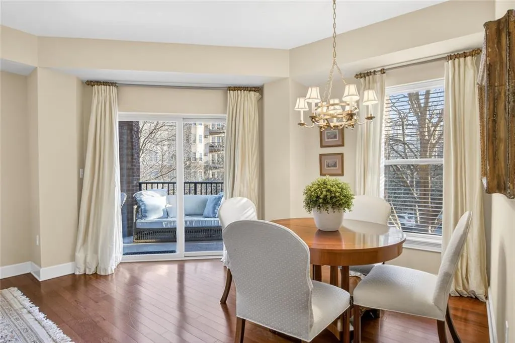 200 River Vista Drive Unit 225, Atlanta, Georgia 30339, 2 Bedrooms Bedrooms, ,2 BathroomsBathrooms,Residential,For Sale,200 River Vista Drive Unit 225,7732326