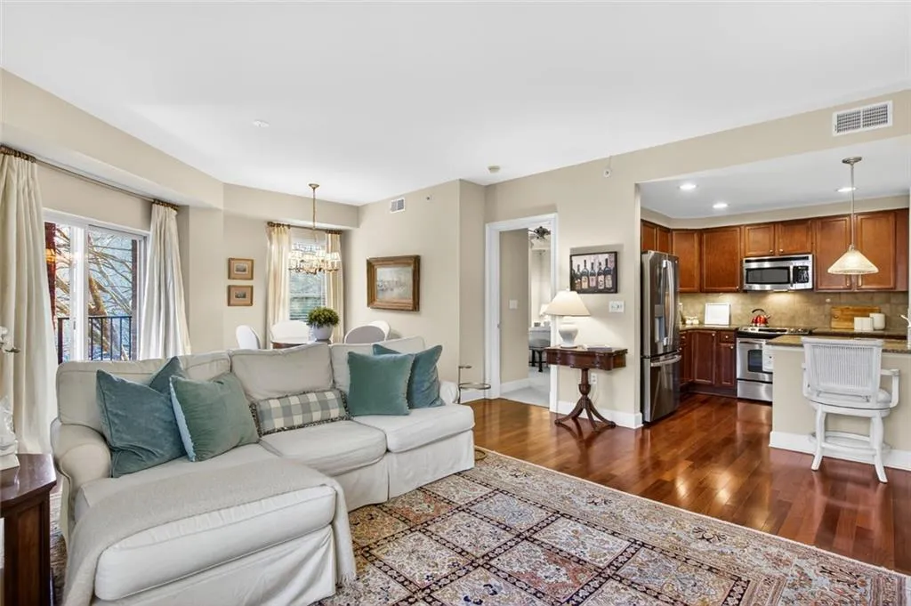 200 River Vista Drive Unit 225, Atlanta, Georgia 30339, 2 Bedrooms Bedrooms, ,2 BathroomsBathrooms,Residential,For Sale,200 River Vista Drive Unit 225,7732326