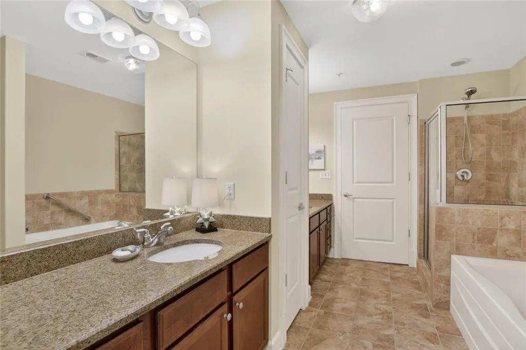 200 River Vista Drive Unit 225, Atlanta, Georgia 30339, 2 Bedrooms Bedrooms, ,2 BathroomsBathrooms,Residential,For Sale,200 River Vista Drive Unit 225,7732326