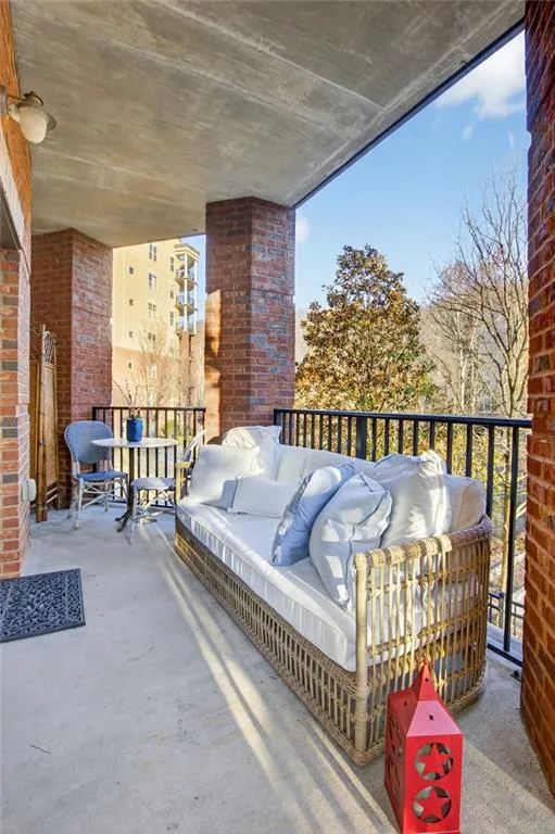 200 River Vista Drive Unit 225, Atlanta, Georgia 30339, 2 Bedrooms Bedrooms, ,2 BathroomsBathrooms,Residential,For Sale,200 River Vista Drive Unit 225,7732326