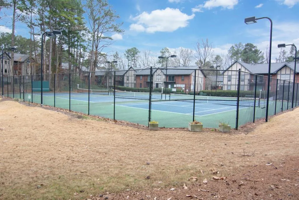 6851 Roswell Road Unit O7, Sandy Springs, Georgia 30328, 1 Bedroom Bedrooms, ,1 BathroomBathrooms,Residential,Sold,6851 Roswell Road Unit O7,6825349
