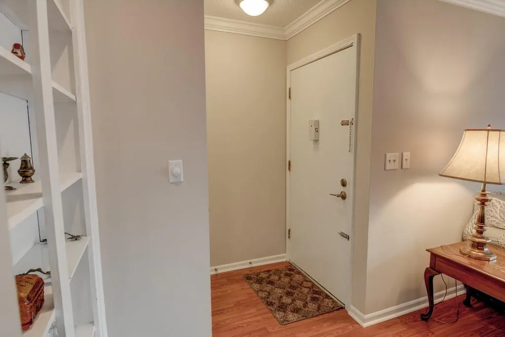 6851 Roswell Road Unit O7, Sandy Springs, Georgia 30328, 1 Bedroom Bedrooms, ,1 BathroomBathrooms,Residential,Sold,6851 Roswell Road Unit O7,6825349