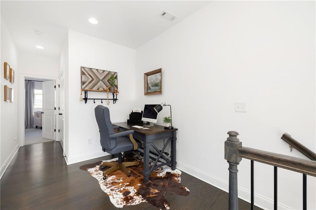 6787 Cadence Boulevard, Atlanta, Georgia 30328, 3 Bedrooms Bedrooms, ,3 BathroomsBathrooms,Residential,Sold,6787 Cadence Boulevard,7329625