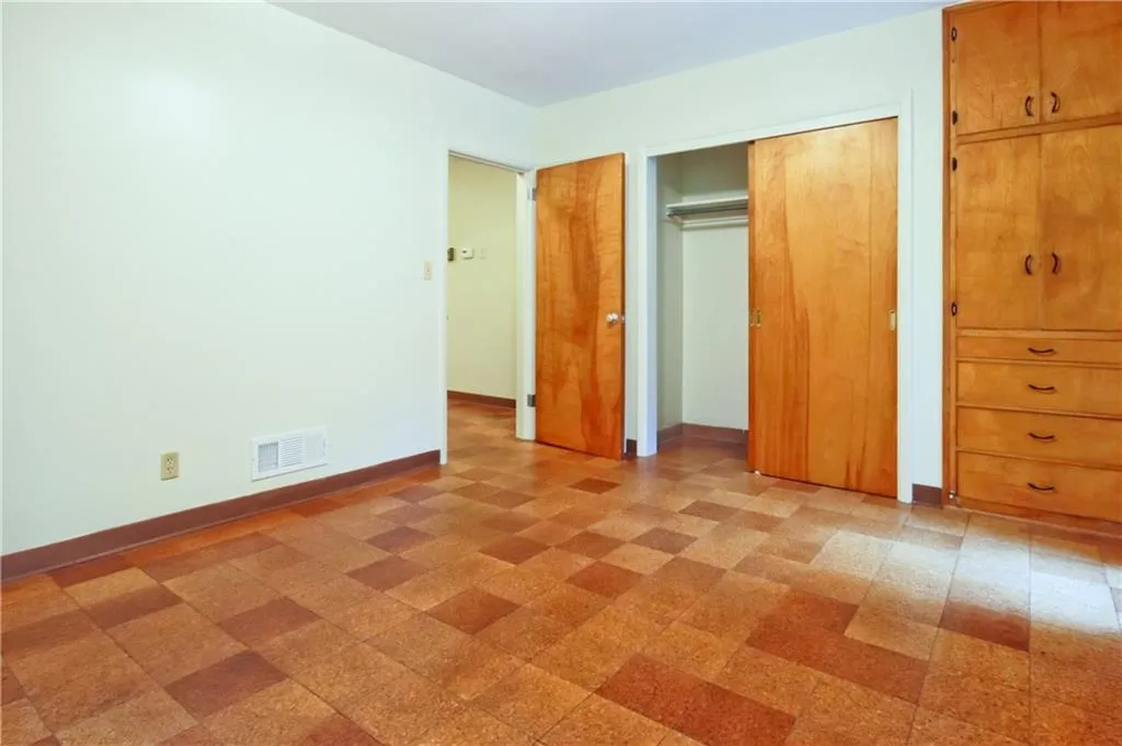 4566 Jett Road, Atlanta, Georgia 30327, 5 Bedrooms Bedrooms, ,2 BathroomsBathrooms,Residential,Sold,4566 Jett Road,5521631