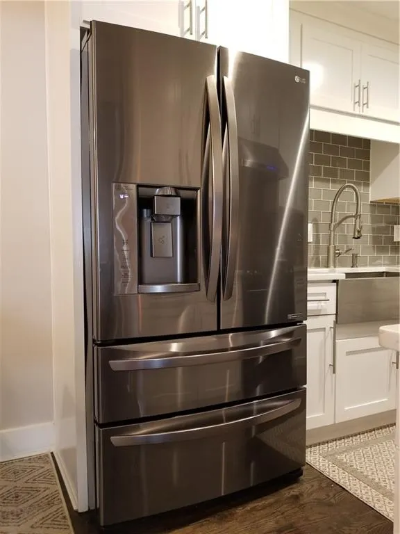 5141 Roswell Road Unit 6, Sandy Springs, Georgia 30342, 2 Bedrooms Bedrooms, ,2 BathroomsBathrooms,Residential,Sold,5141 Roswell Road Unit 6,6703625