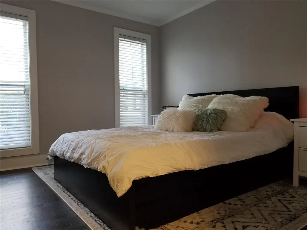 5141 Roswell Road Unit 6, Sandy Springs, Georgia 30342, 2 Bedrooms Bedrooms, ,2 BathroomsBathrooms,Residential,Sold,5141 Roswell Road Unit 6,6703625