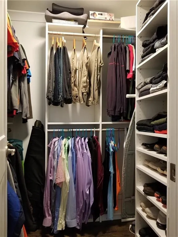 5141 Roswell Road Unit 6, Sandy Springs, Georgia 30342, 2 Bedrooms Bedrooms, ,2 BathroomsBathrooms,Residential,Sold,5141 Roswell Road Unit 6,6703625