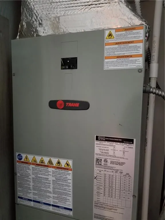 5141 Roswell Road Unit 6, Sandy Springs, Georgia 30342, 2 Bedrooms Bedrooms, ,2 BathroomsBathrooms,Residential,Sold,5141 Roswell Road Unit 6,6703625