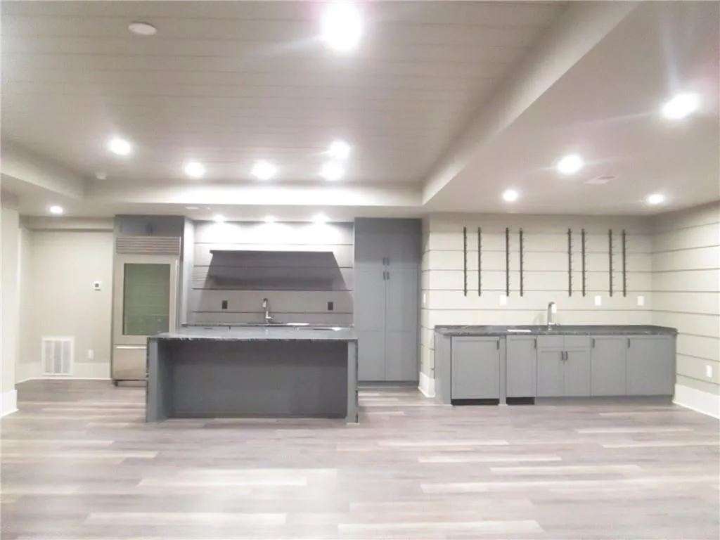 770 Brook Park Place, Atlanta, Georgia 30342, 7 Bedrooms Bedrooms, ,7 BathroomsBathrooms,Residential,Sold,770 Brook Park Place,6657481