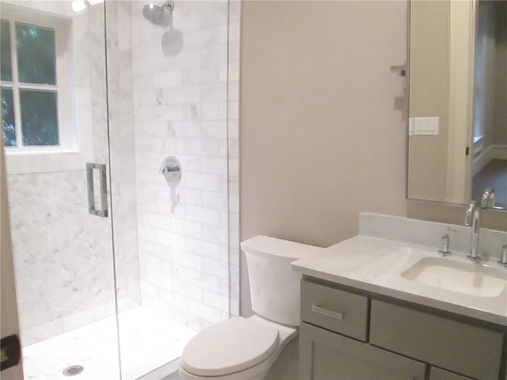 770 Brook Park Place, Atlanta, Georgia 30342, 7 Bedrooms Bedrooms, ,7 BathroomsBathrooms,Residential,Sold,770 Brook Park Place,6657481